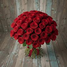Букет 55 Красных роз Фридом #REPLACE_PRED# Рузе