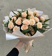 Букет Кремовые розы Латте в Рузе