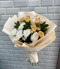 Букет цветов из:  Розы и Хризантемы в Рузе