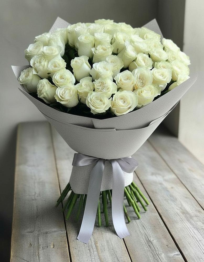 Букет 35 Белых роз в Рузе