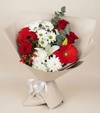 Букет цветов из:  Розы, Хризантемы, Герберы и Лилии в Рузе