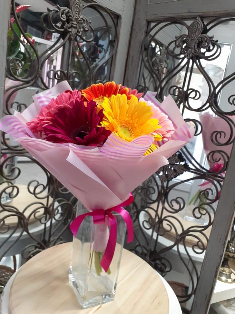 Букет цветов из: Герберы в Рузе