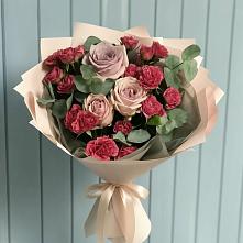 Букет цветов из:  Гвоздики и Розы в Рузе
